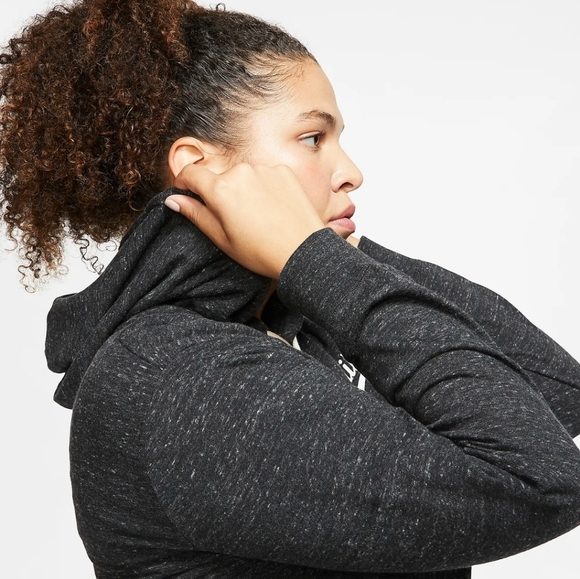 Nike Women's Full-Zip Hoodie - Picture 4 of 6